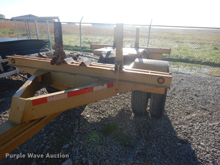 image for item FW9876 1988 Butler pole trailer