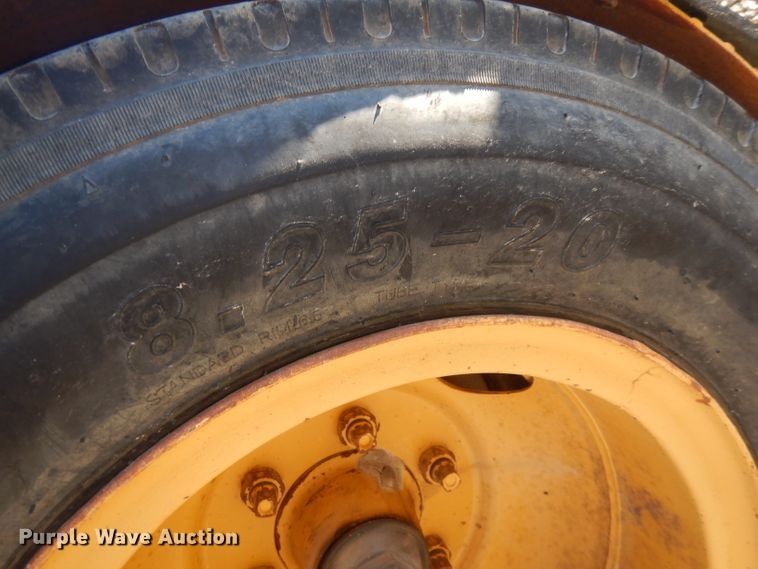 image for item FW9876 1988 Butler pole trailer