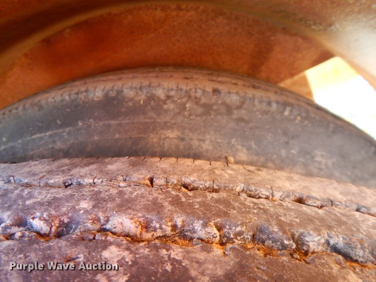 image for item FW9876 1988 Butler pole trailer