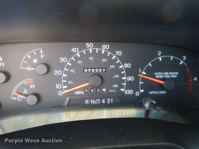 image for item FW9877 2010 Ford F750 Super Duty  bucket truck