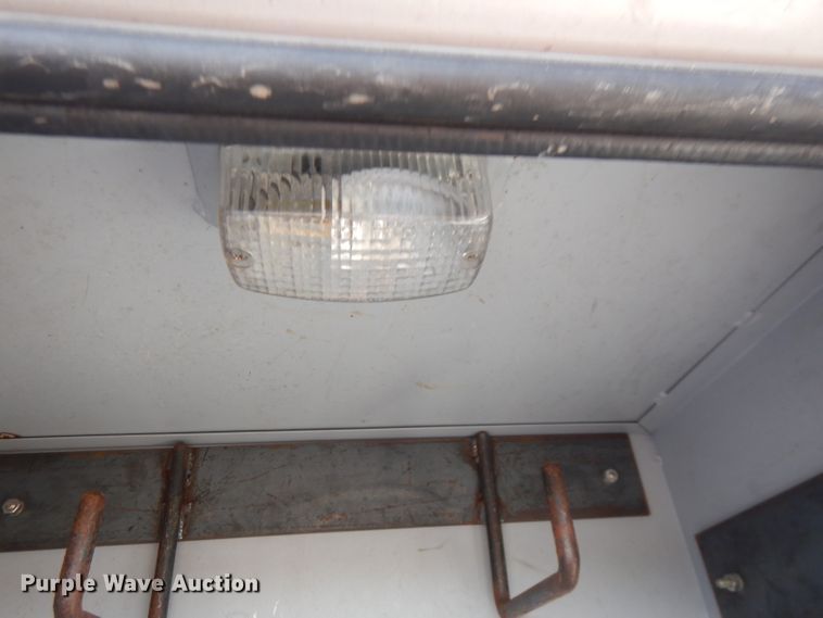 image for item FW9877 2010 Ford F750 Super Duty  bucket truck