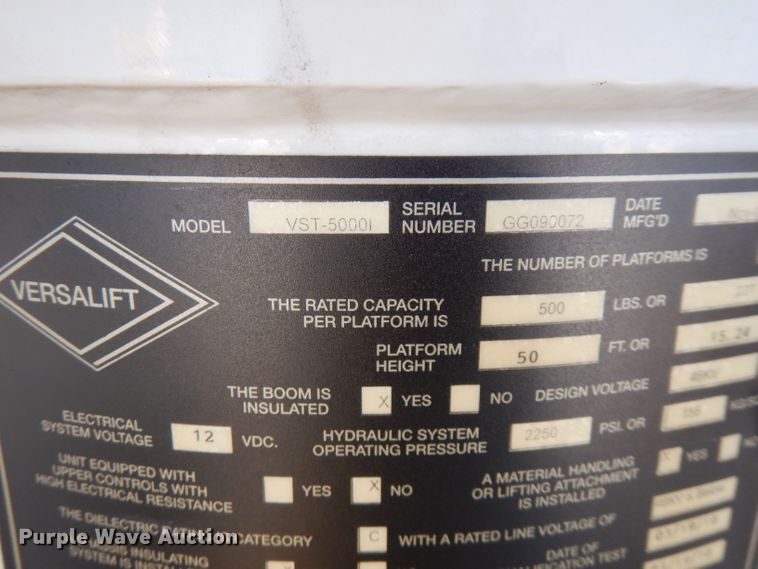 image for item FW9877 2010 Ford F750 Super Duty  bucket truck