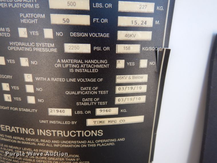 image for item FW9877 2010 Ford F750 Super Duty  bucket truck