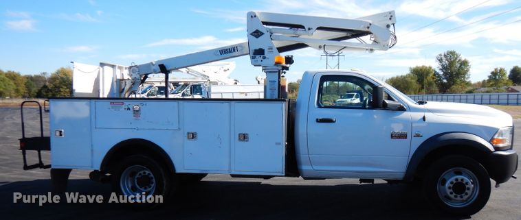 image for item FW9878 2012 Dodge Ram 5500  bucket truck