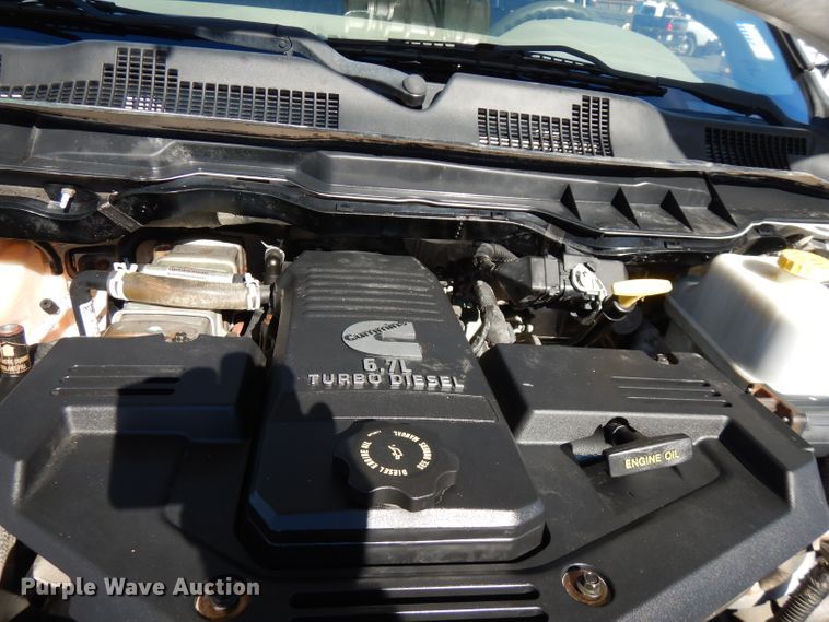 image for item FW9878 2012 Dodge Ram 5500  bucket truck