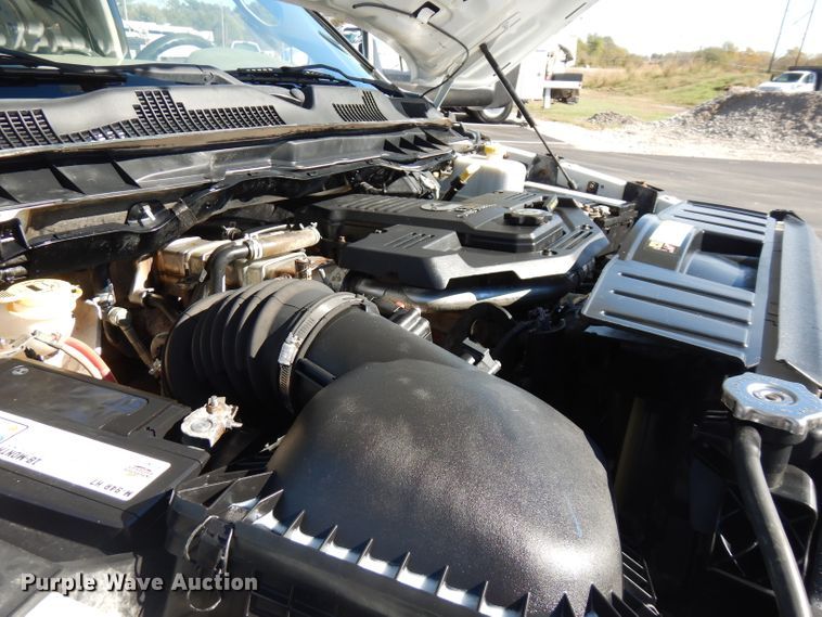 image for item FW9878 2012 Dodge Ram 5500  bucket truck