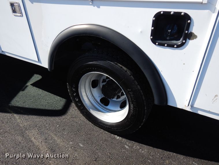 image for item FW9878 2012 Dodge Ram 5500  bucket truck