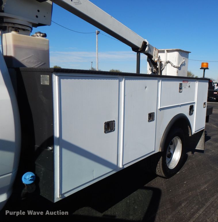 image for item FW9878 2012 Dodge Ram 5500  bucket truck