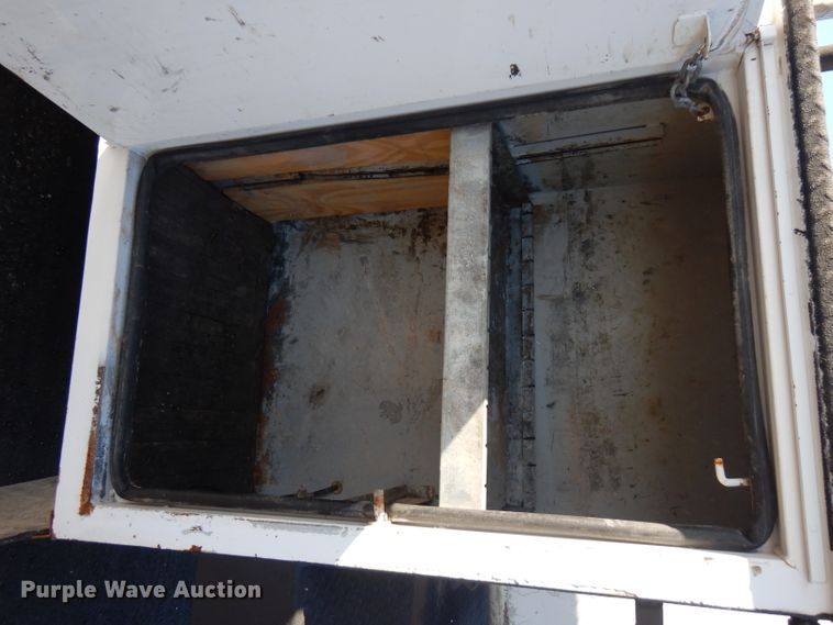 image for item FW9878 2012 Dodge Ram 5500  bucket truck