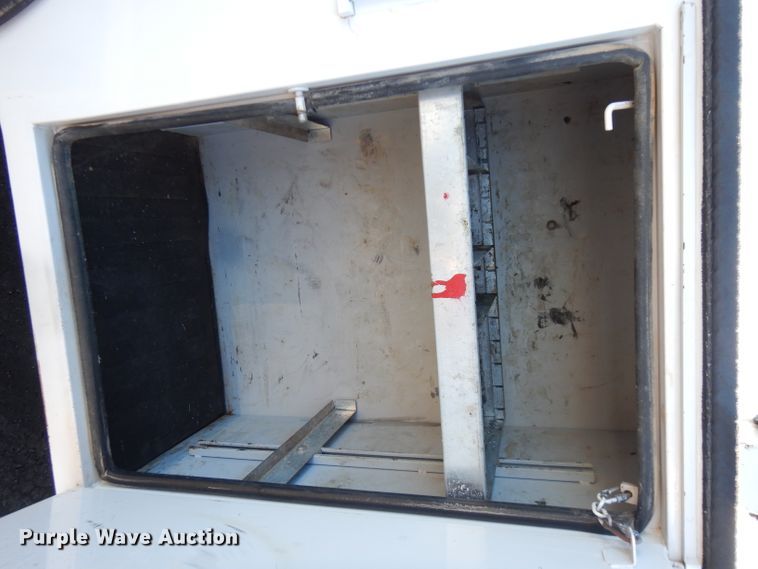 image for item FW9878 2012 Dodge Ram 5500  bucket truck