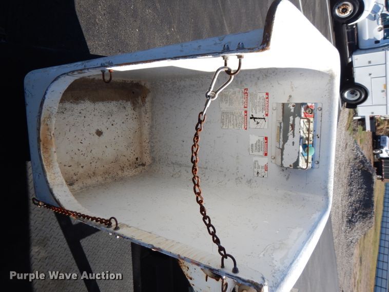 image for item FW9878 2012 Dodge Ram 5500  bucket truck