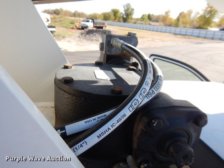 image for item FW9878 2012 Dodge Ram 5500  bucket truck