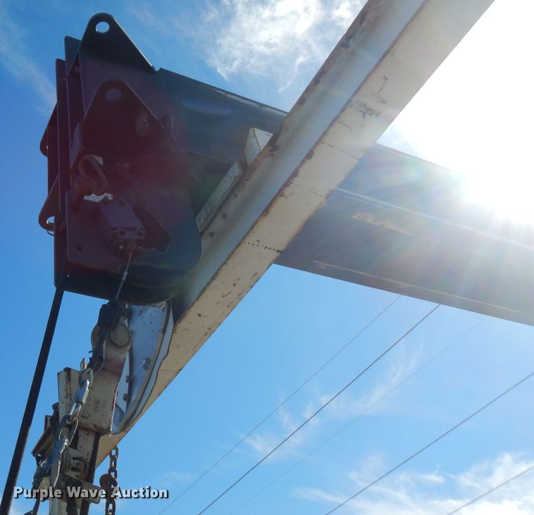 image for item FW9879 2009 Sterling L-Line  crane truck