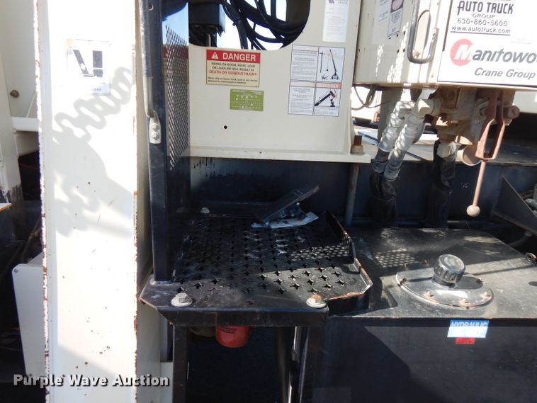 image for item FW9879 2009 Sterling L-Line  crane truck