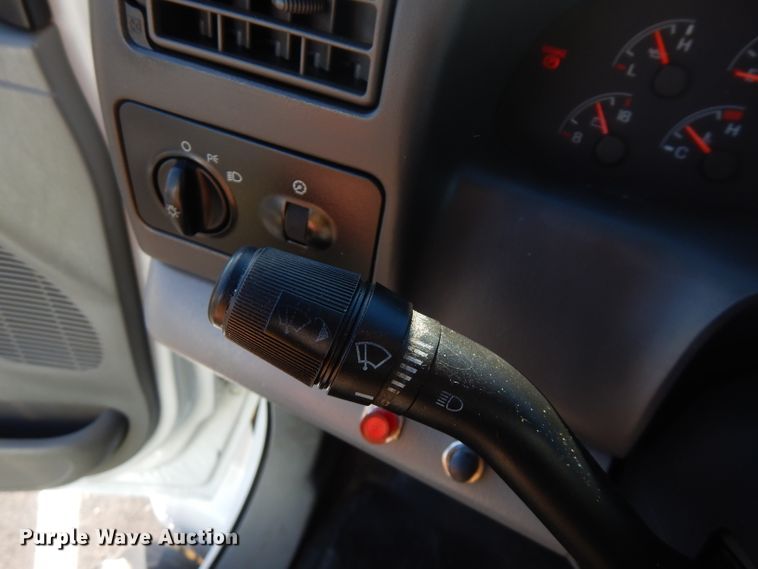 image for item FW9880 2008 Ford F750 Super Duty  service truck with crane