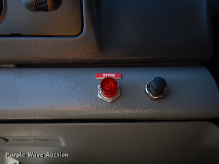 image for item FW9880 2008 Ford F750 Super Duty  service truck with crane