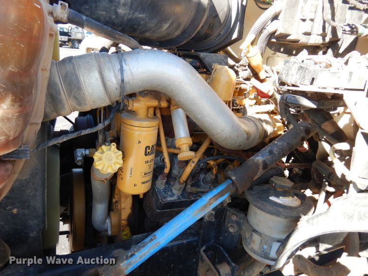 image for item FW9880 2008 Ford F750 Super Duty  service truck with crane