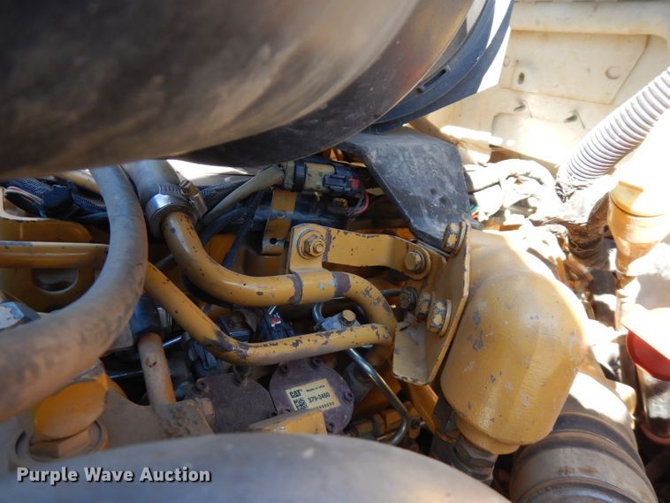 image for item FW9880 2008 Ford F750 Super Duty  service truck with crane