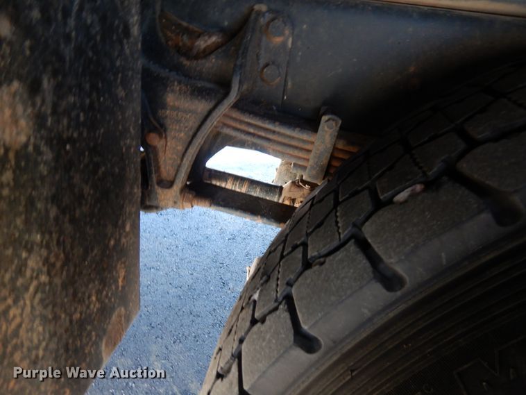 image for item FW9880 2008 Ford F750 Super Duty  service truck with crane