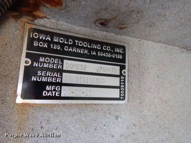 image for item FW9880 2008 Ford F750 Super Duty  service truck with crane