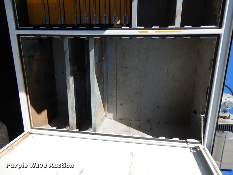 image for item FW9880 2008 Ford F750 Super Duty  service truck with crane