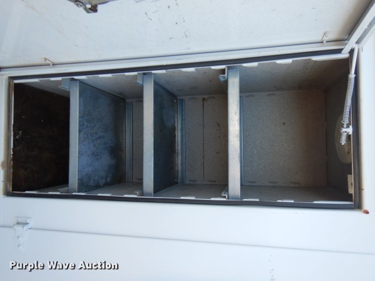 image for item FW9880 2008 Ford F750 Super Duty  service truck with crane