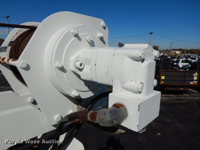 image for item FW9880 2008 Ford F750 Super Duty  service truck with crane