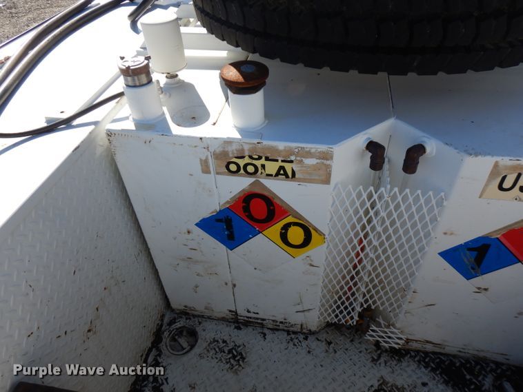 image for item FW9880 2008 Ford F750 Super Duty  service truck with crane