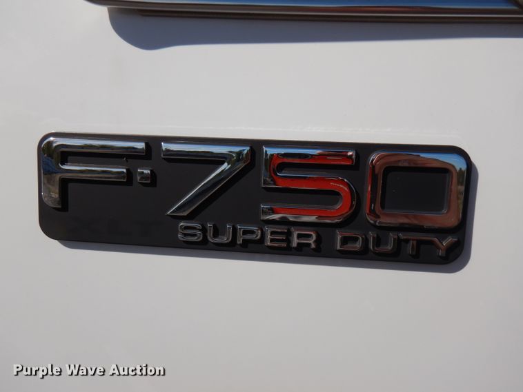 image for item FW9880 2008 Ford F750 Super Duty  service truck with crane