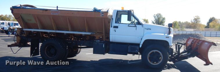 image for item FW9881 1992 GMC TopKick  spreader truck