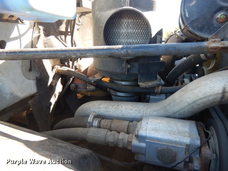 image for item FW9881 1992 GMC TopKick  spreader truck