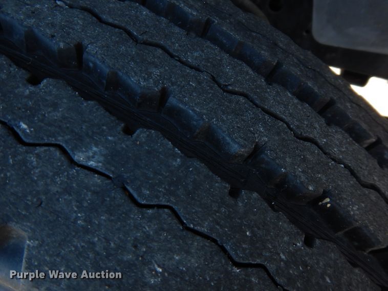 image for item FW9881 1992 GMC TopKick  spreader truck