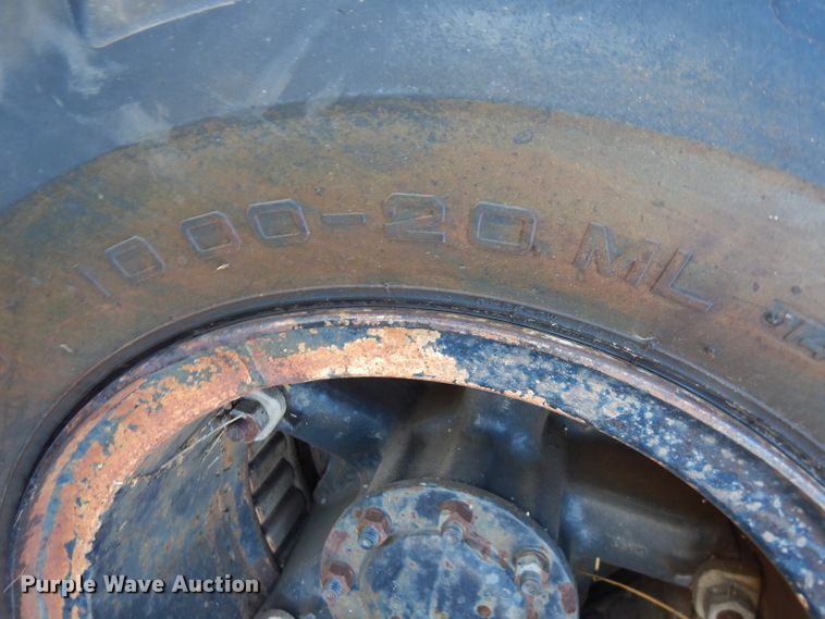 image for item FW9881 1992 GMC TopKick  spreader truck