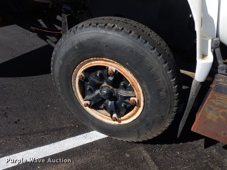 image for item FW9881 1992 GMC TopKick  spreader truck