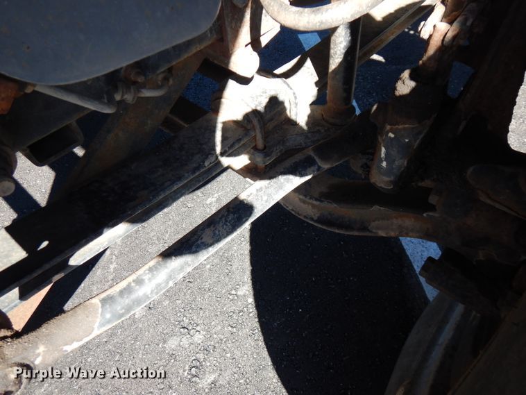 image for item FW9881 1992 GMC TopKick  spreader truck