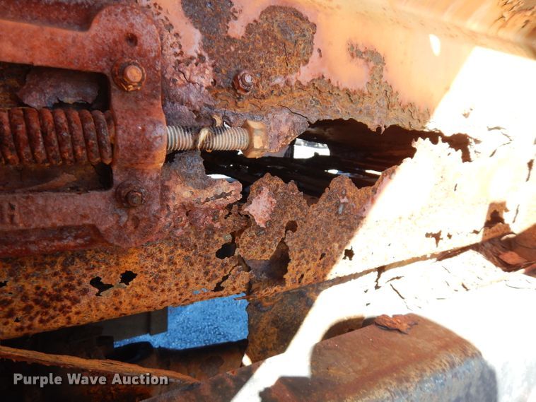 image for item FW9881 1992 GMC TopKick  spreader truck