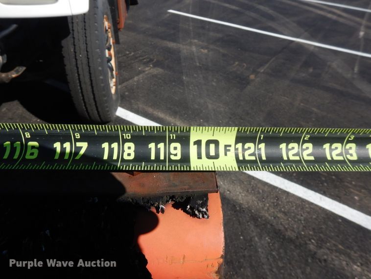 image for item FW9881 1992 GMC TopKick  spreader truck