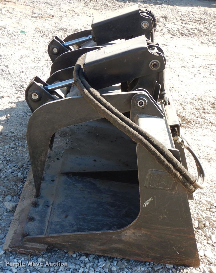 image for item FW9895 Caterpillar 65SS1G0 skid steer grapple bucket