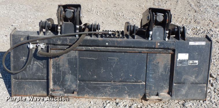image for item FW9896 Caterpillar 65SSIG009608 skid steer grapple bucket