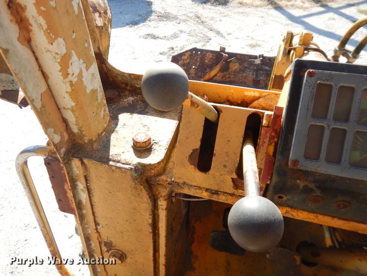 image for item FW9904 International 515  wheel loader