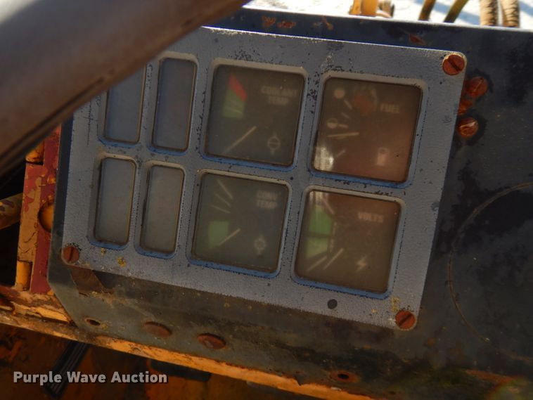 image for item FW9904 International 515  wheel loader