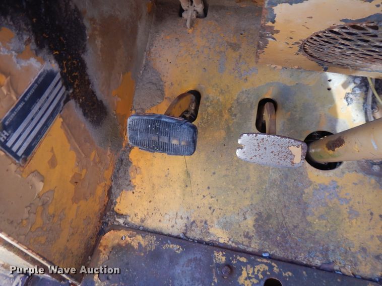 image for item FW9904 International 515  wheel loader