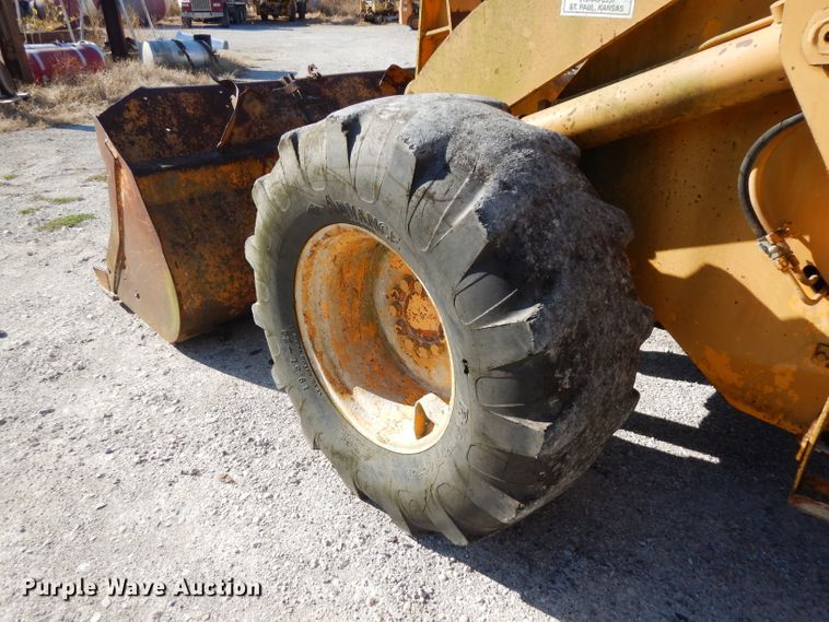 image for item FW9904 International 515  wheel loader
