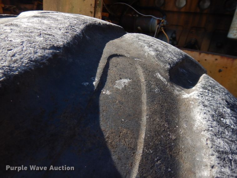 image for item FW9904 International 515  wheel loader