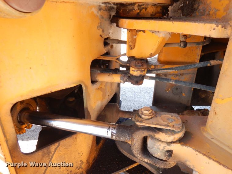 image for item FW9904 International 515  wheel loader