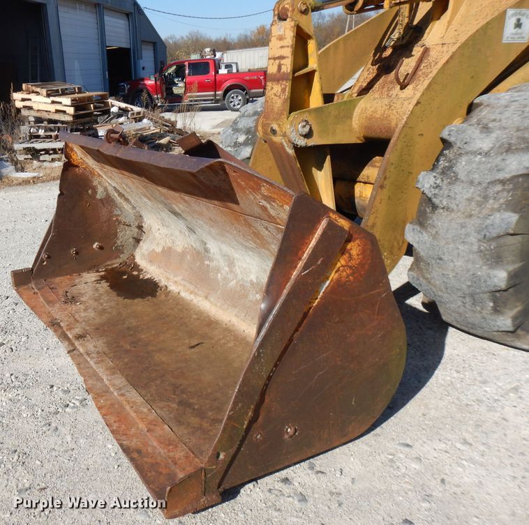 image for item FW9904 International 515  wheel loader