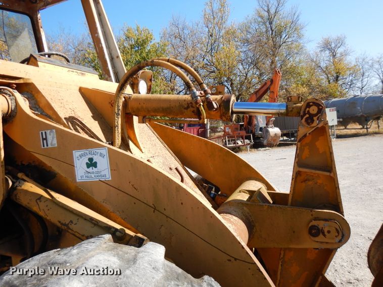 image for item FW9904 International 515  wheel loader