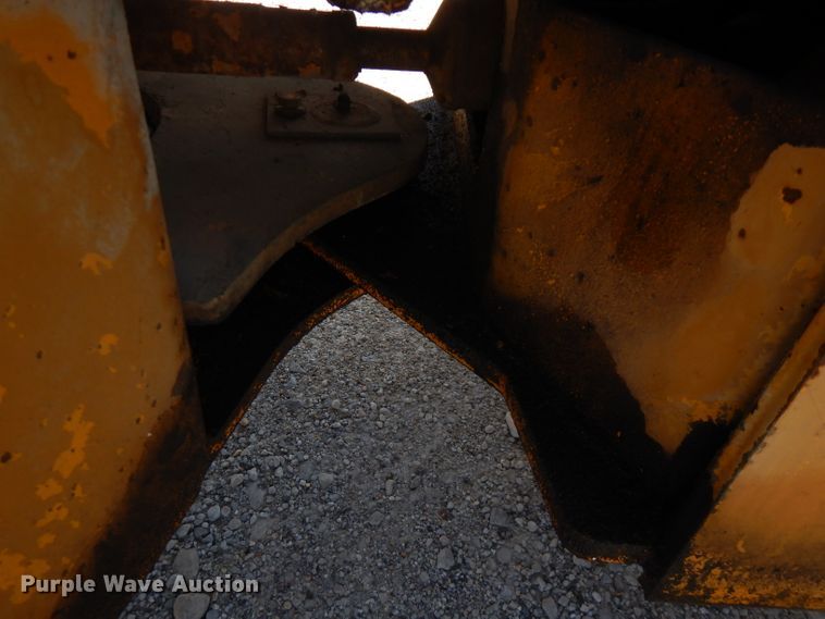 image for item FW9904 International 515  wheel loader