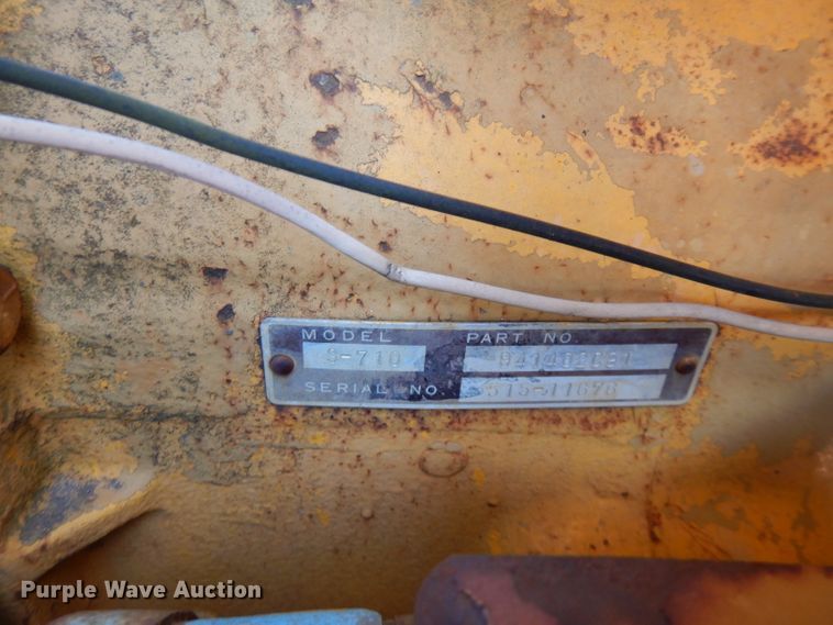 image for item FW9904 International 515  wheel loader