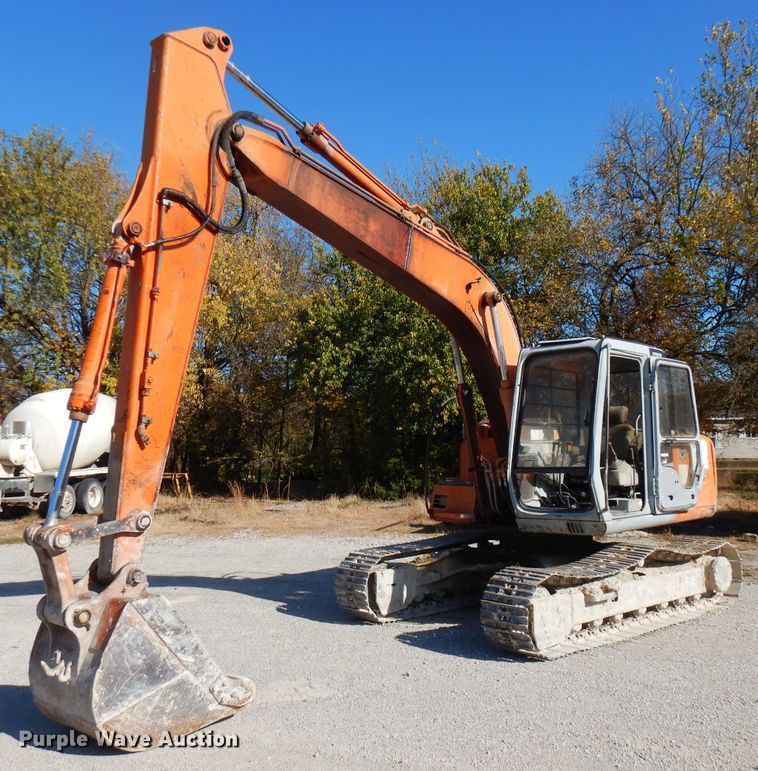 image for item FW9905 1994 Hitachi EX120  excavator
